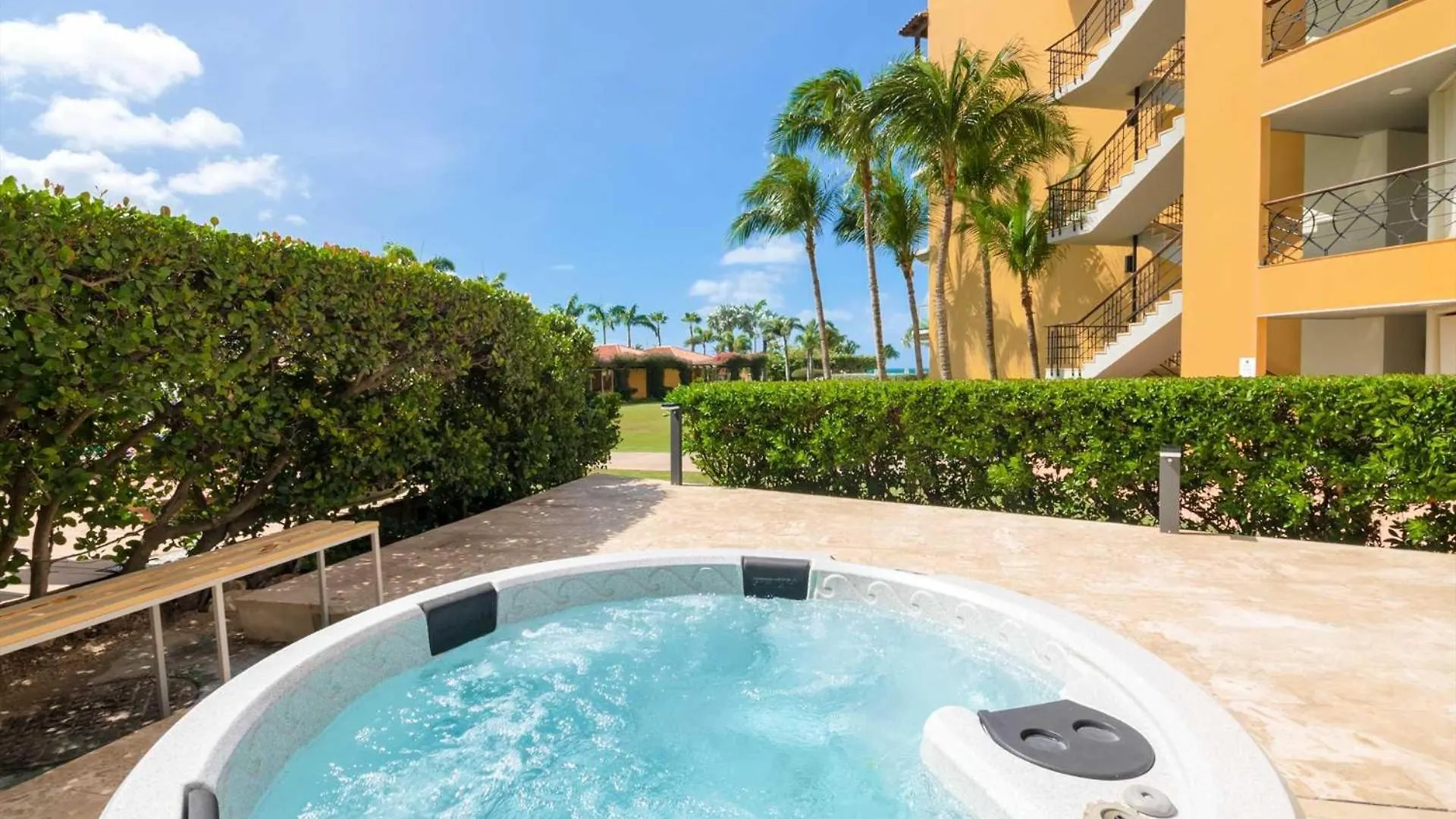 Holiday home Beachfront - Coral Sea Garden 3Br Condo - P116 Palm Beach Aruba