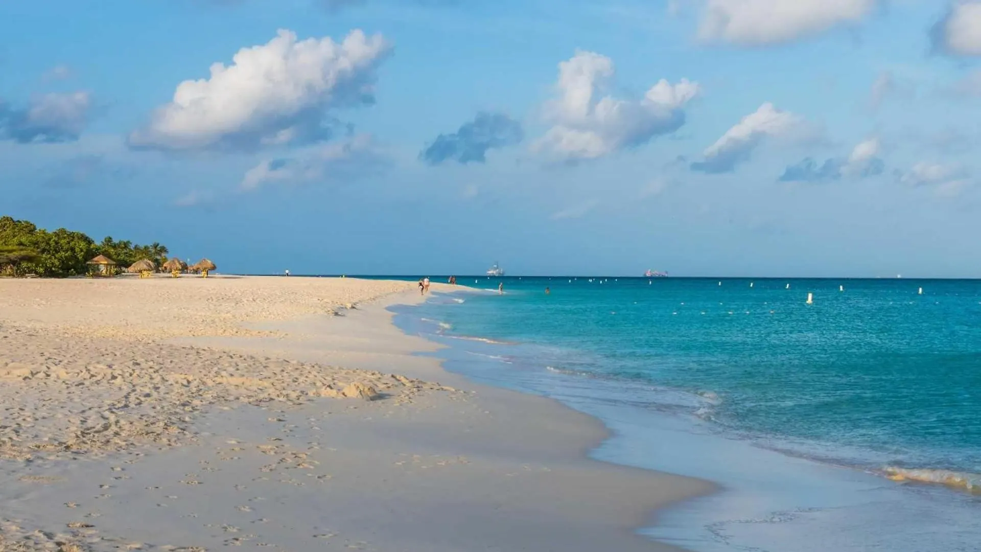 度假居 Beachfront - Coral Sea Garden 3Br Condo - P116 棕榈滩