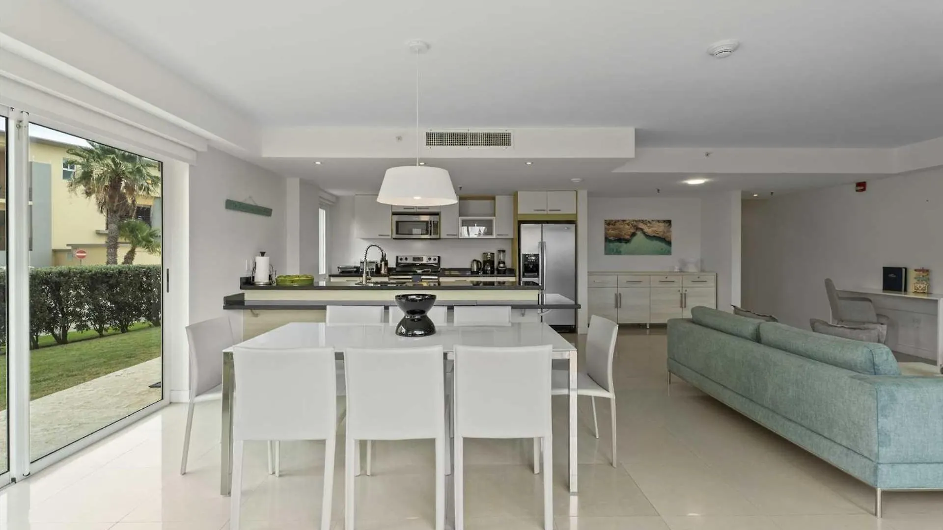 Beachfront - Coral Sea Garden 3Br Condo - P116 شاطئ بالم